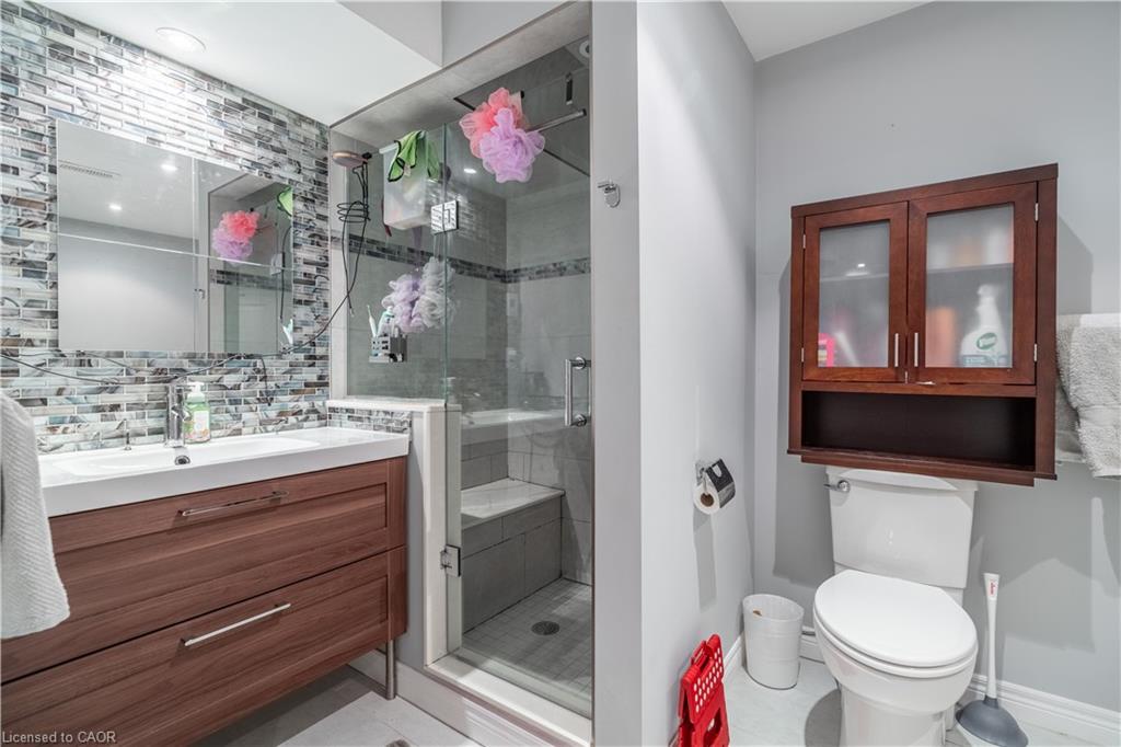 56 Peer Court Property Photo 39