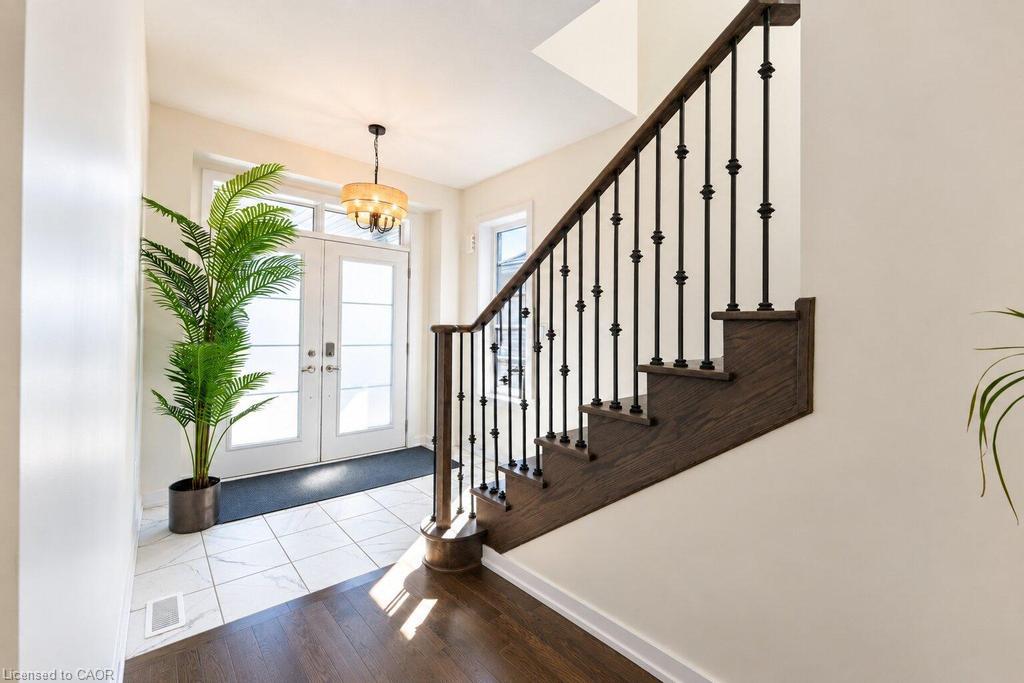 31 Santos Drive Property Photo 2