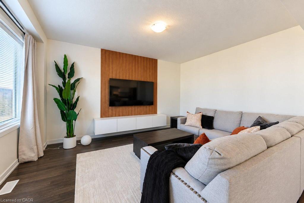 31 Santos Drive Property Photo 4