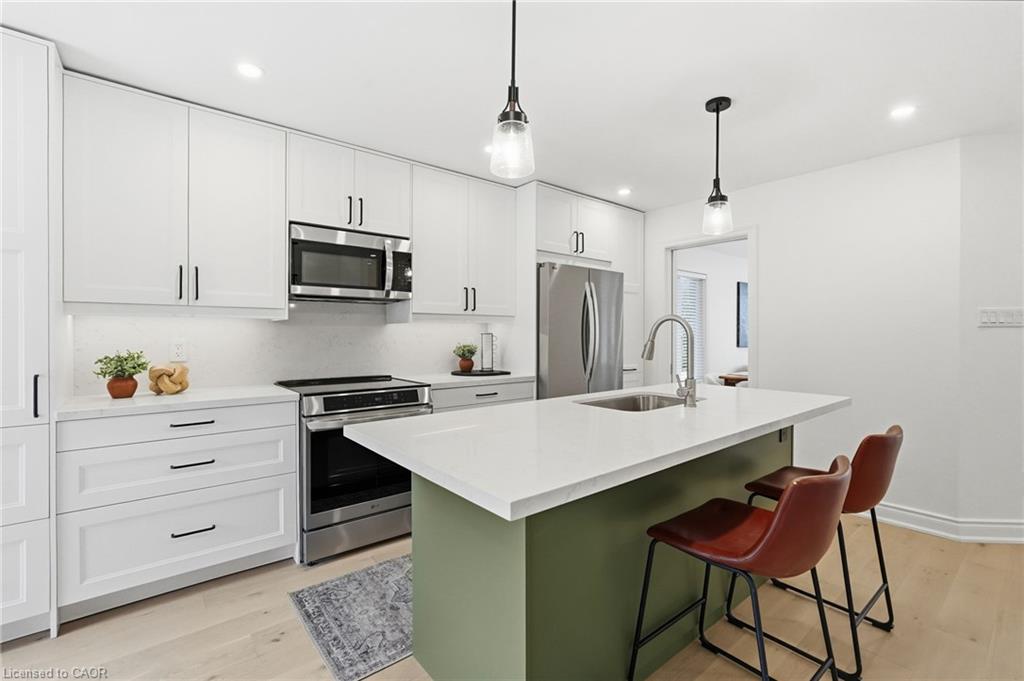 84 Riley Street Property Photo 13