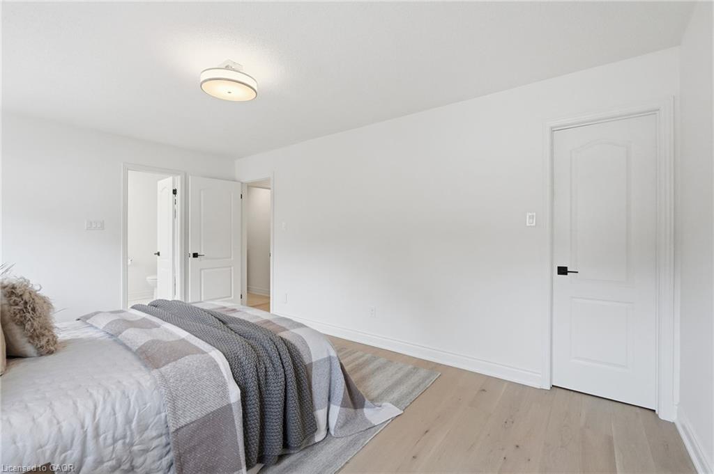 84 Riley Street Property Photo 18