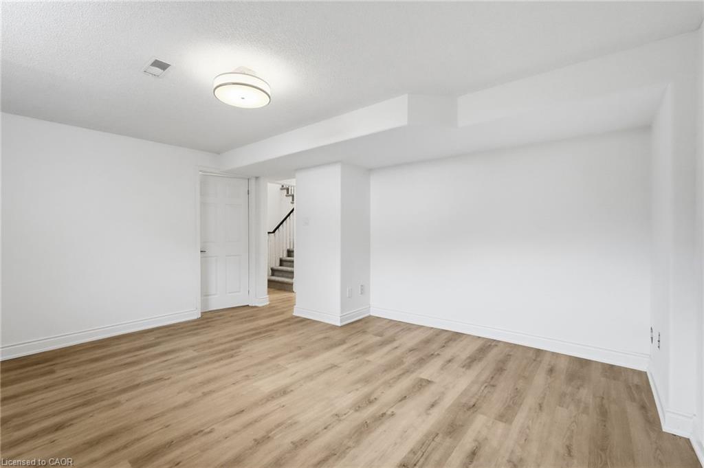 84 Riley Street Property Photo 27
