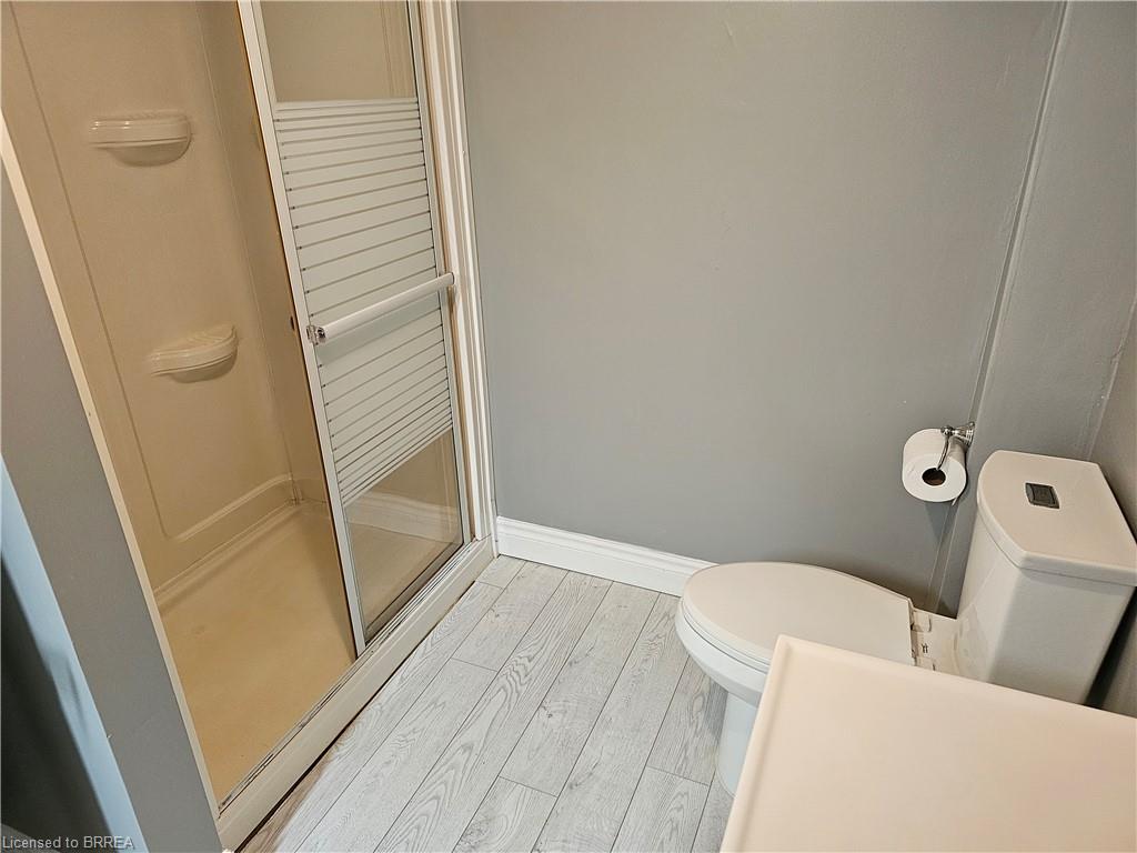 326 Erie Avenue Property Photo 15