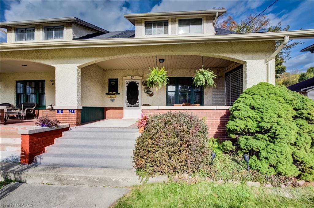 37 Willow Street Property Photo 3