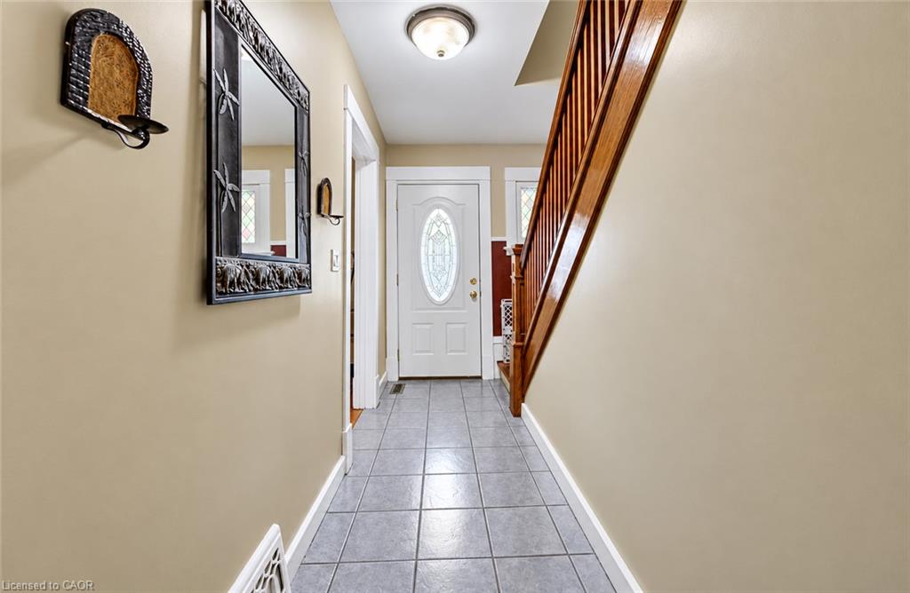 37 Willow Street Property Photo 5