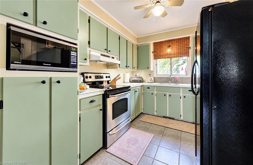 37 Willow Street Property Photo 11