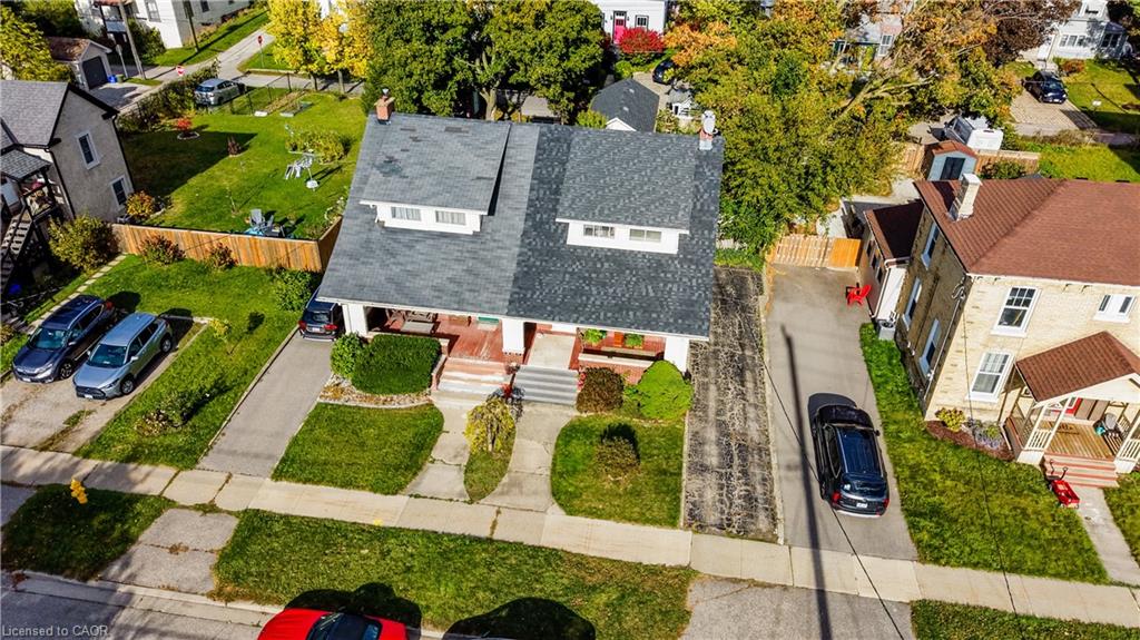 37 Willow Street Property Photo 34