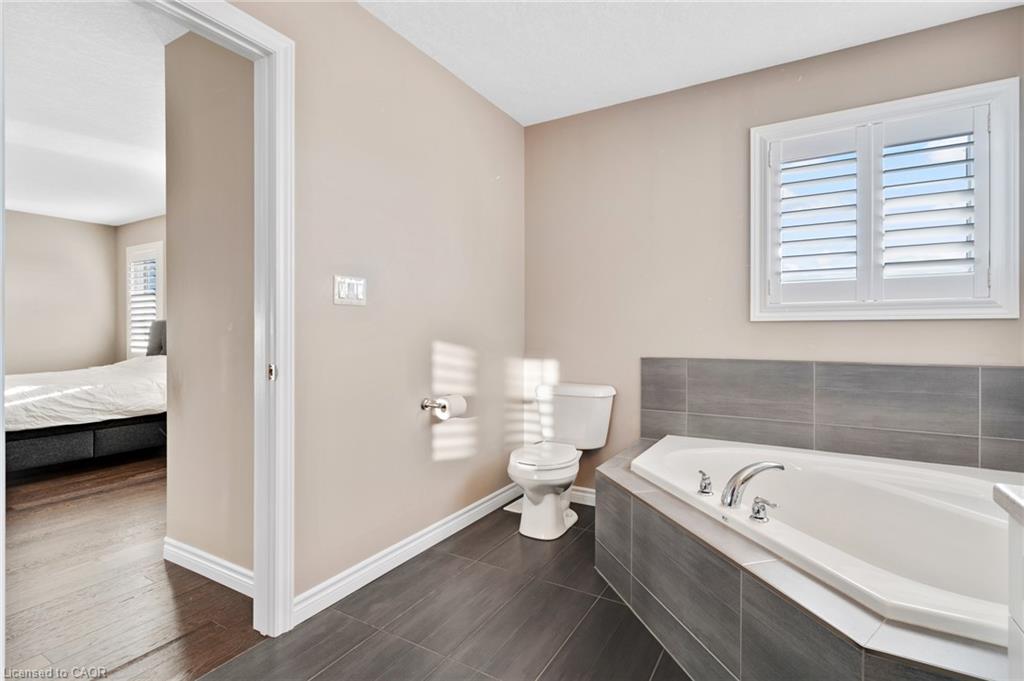 213 Ladyslipper Drive Property Photo 35