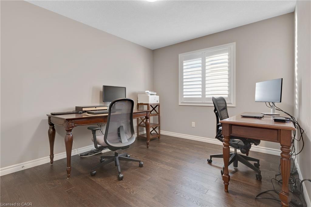 213 Ladyslipper Drive Property Photo 36