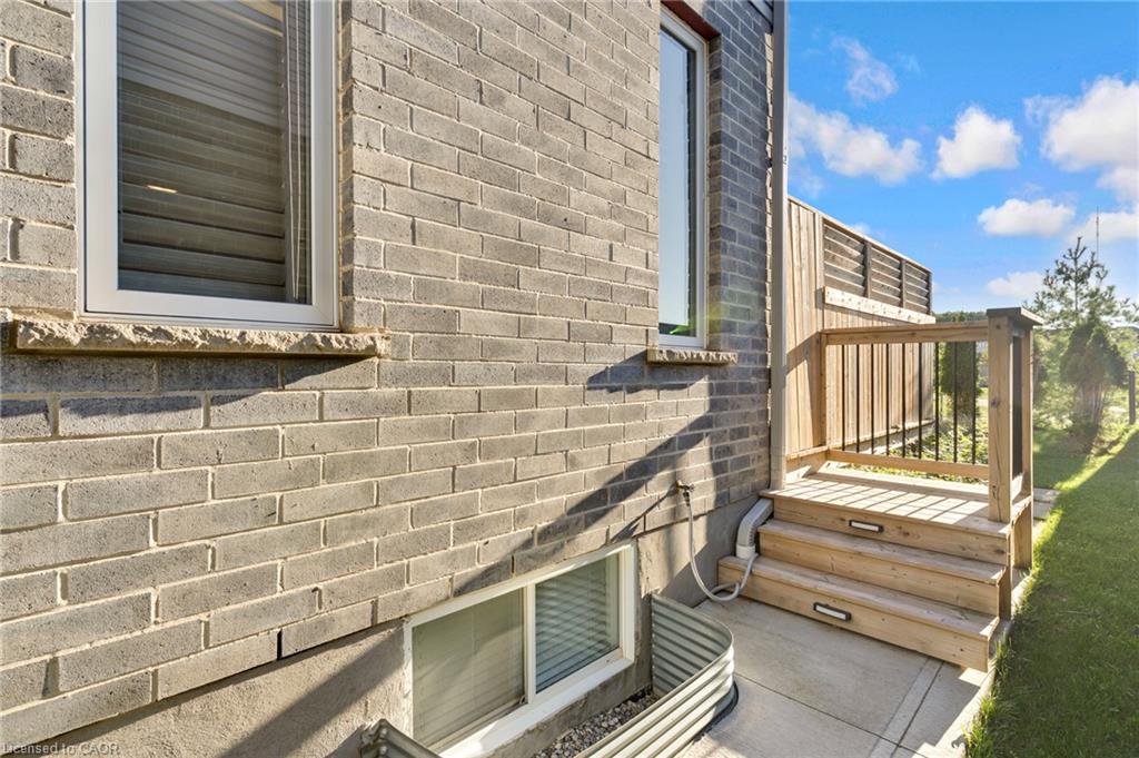 213 Ladyslipper Drive Property Photo 47