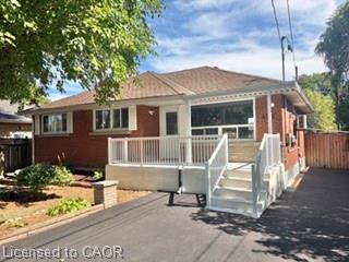 499 East 16th Street Property Photo 2