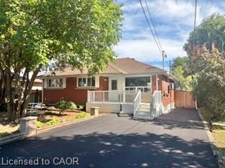 499 East 16th Street Property Photo 3