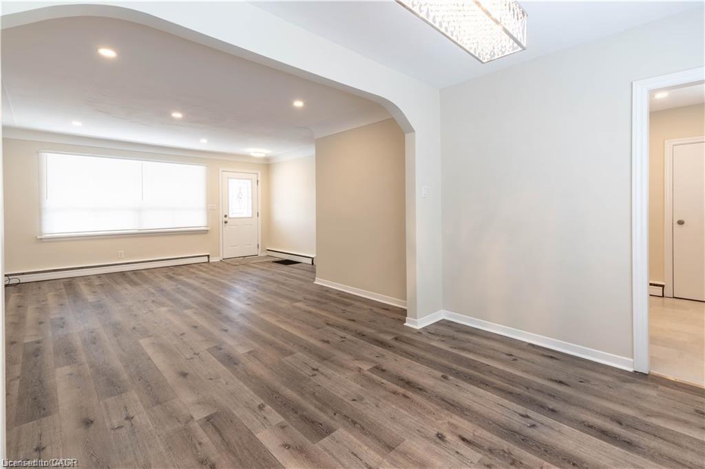 499 East 16th Street Property Photo 5