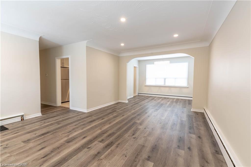 499 East 16th Street Property Photo 6