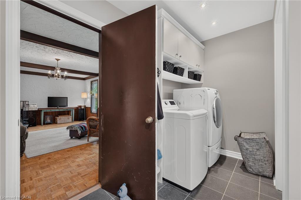 325 Coleridge Drive Property Photo 13
