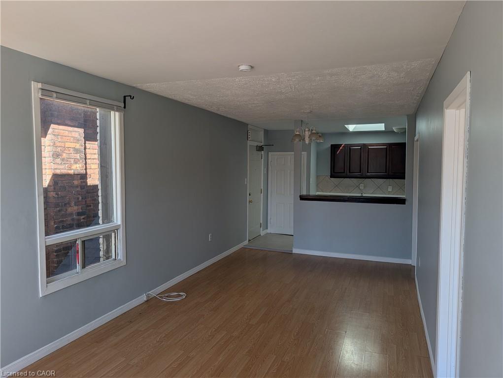 2-365 Barton Street E Property Photo 5
