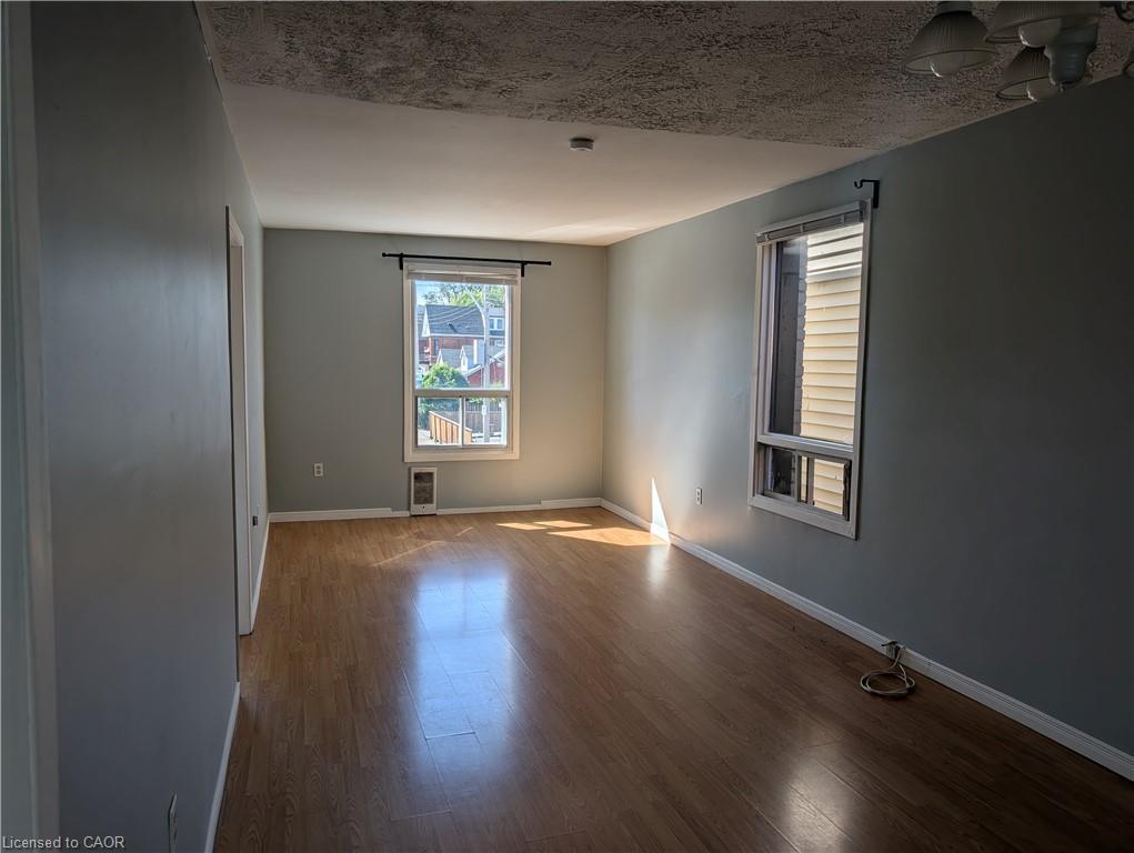 2-365 Barton Street E Property Photo 8