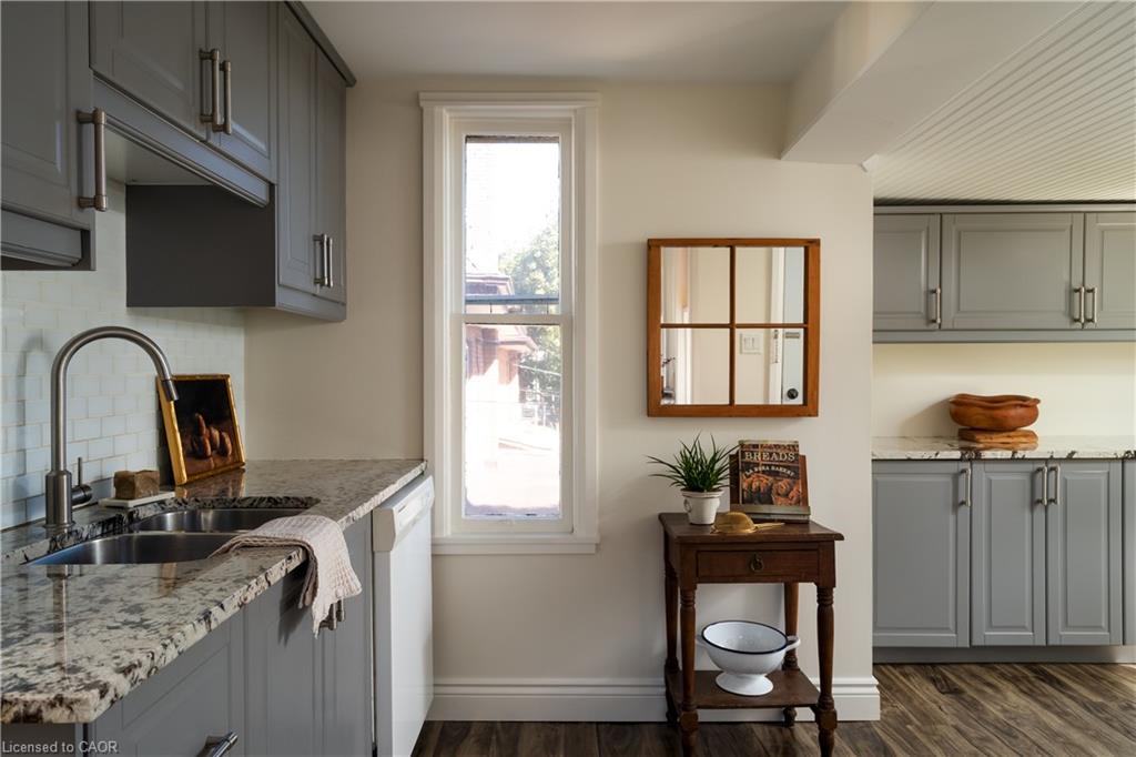 155 Sherman Avenue S Property Photo 12