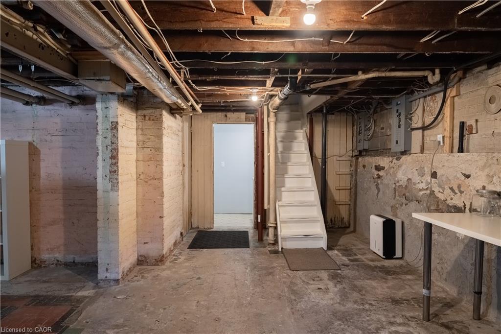 155 Sherman Avenue S Property Photo 40