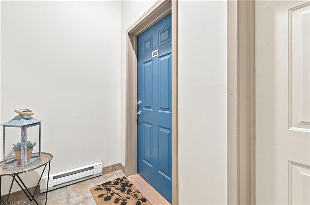 202-54 Alanson Street Property Photo 7