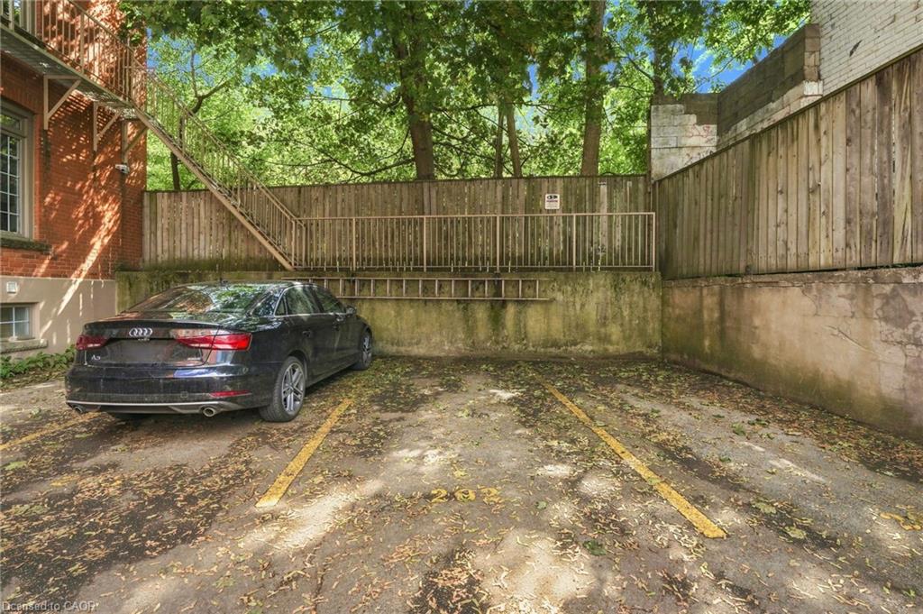 202-54 Alanson Street Property Photo 27