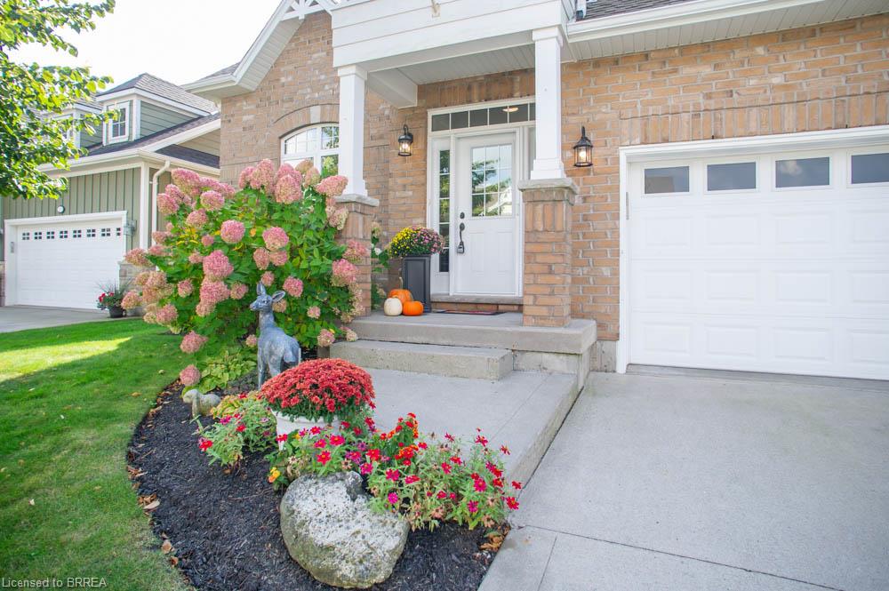 27 Schooner Drive Property Photo 3