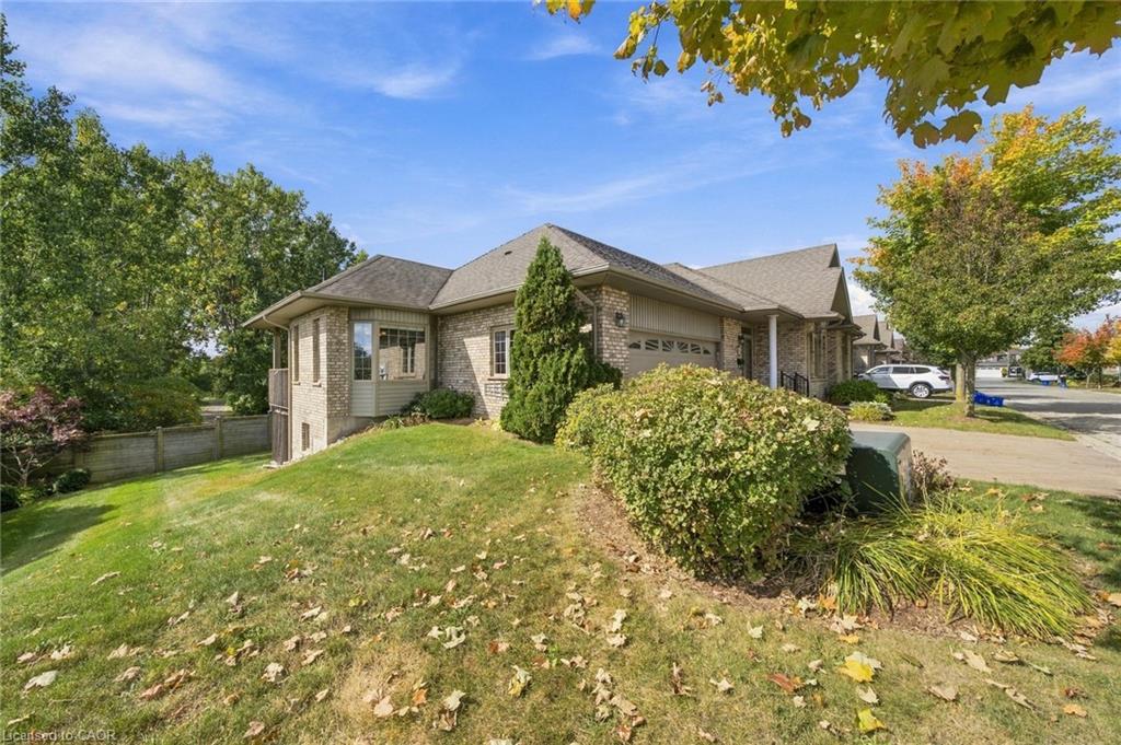 9-500 Lakeview Drive Property Photo 3
