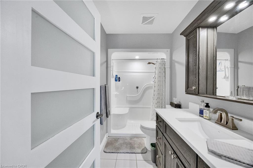 16 Hawkins Crescent Property Photo 33