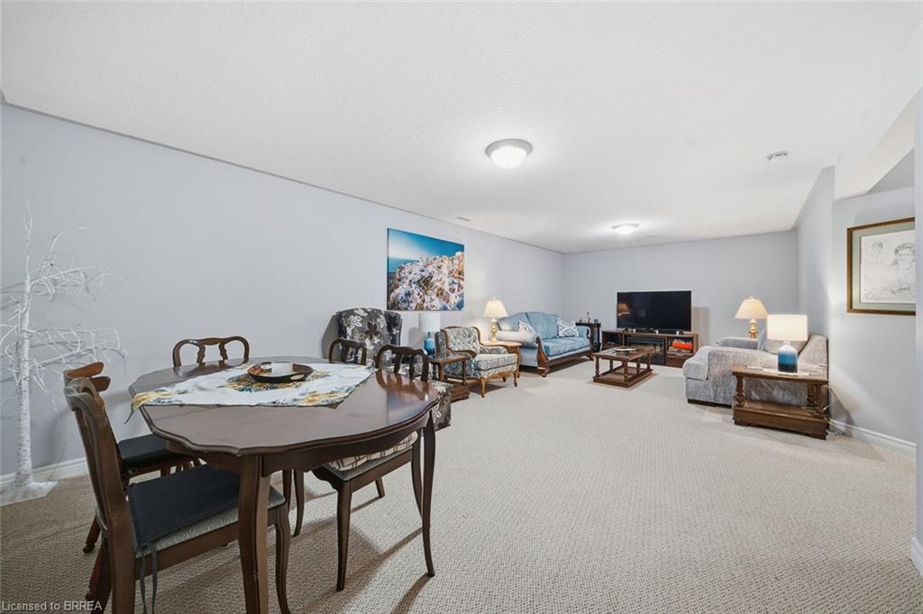 8-633 Park Road N Property Photo 21