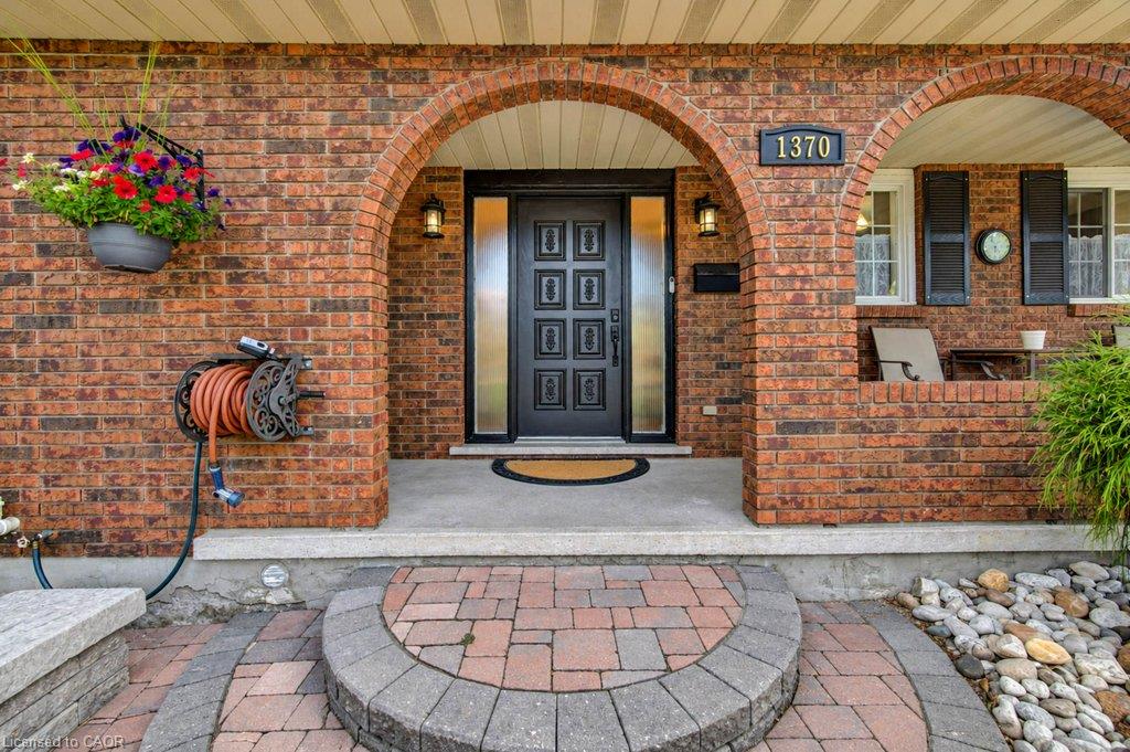1370 Thorman Place Property Photo 6