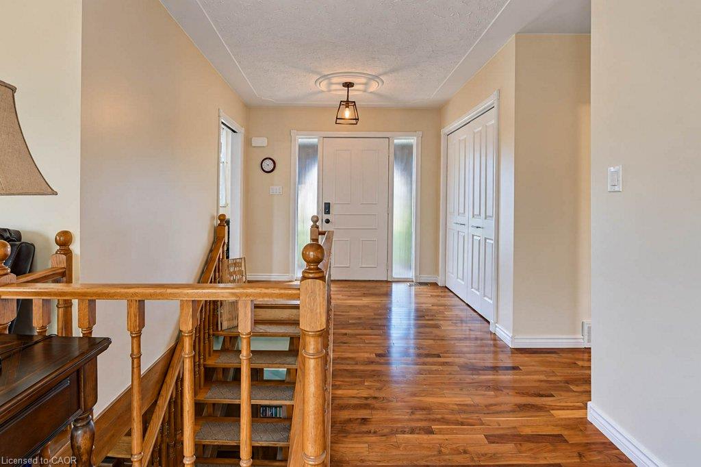 1370 Thorman Place Property Photo 11