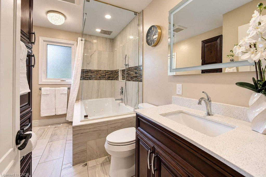 1370 Thorman Place Property Photo 17