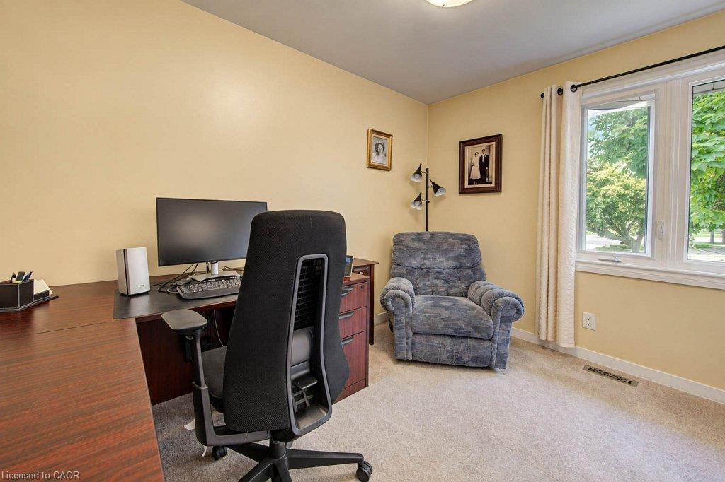 1370 Thorman Place Property Photo 19