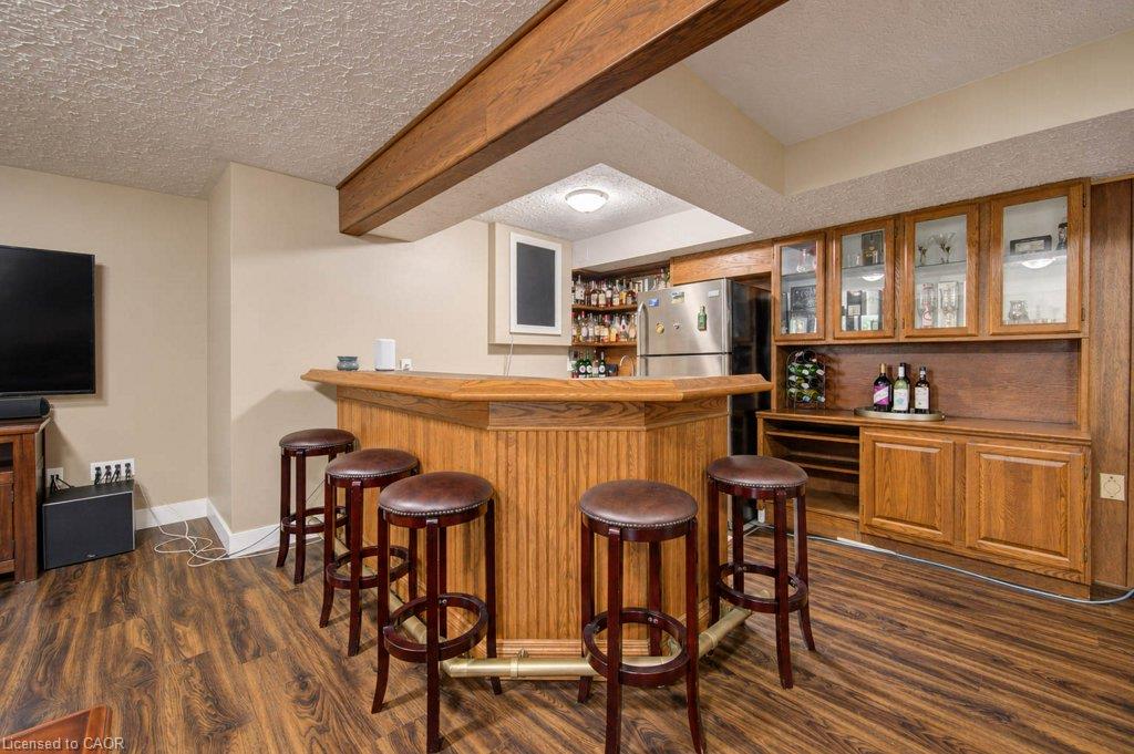 1370 Thorman Place Property Photo 28