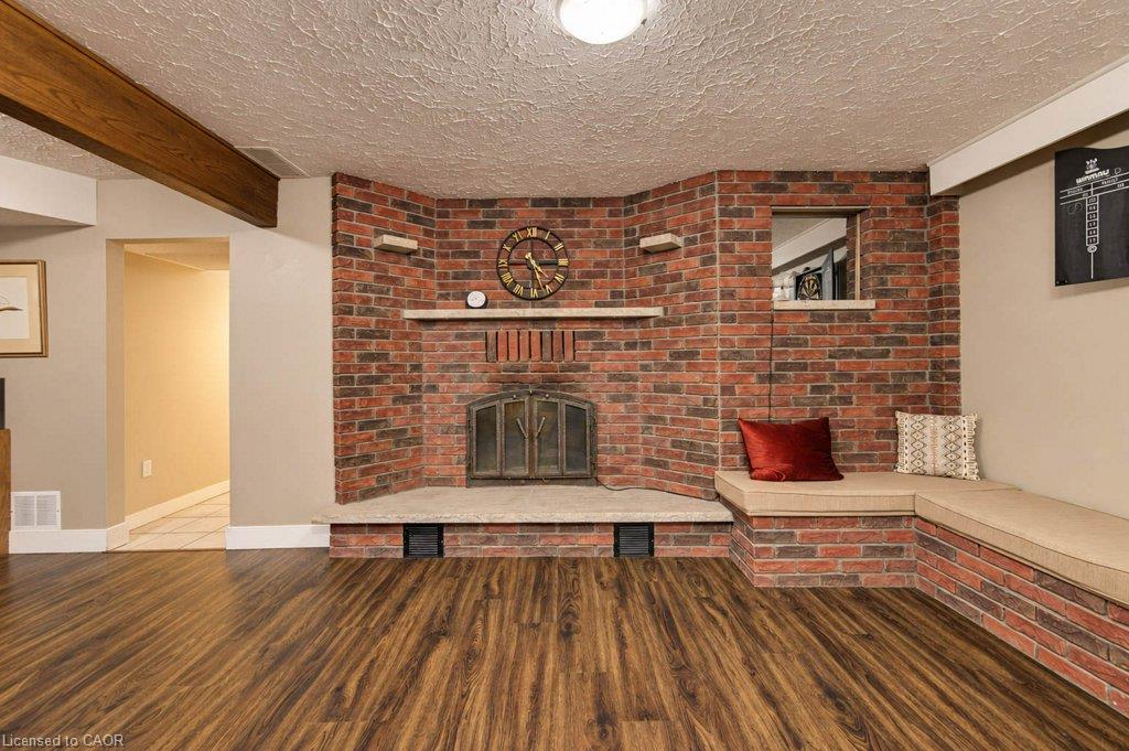 1370 Thorman Place Property Photo 32