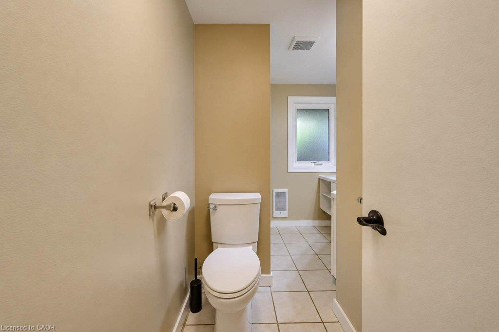 1370 Thorman Place Property Photo 34