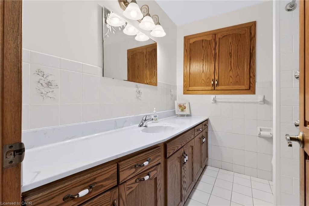261 Carla Avenue Property Photo 11