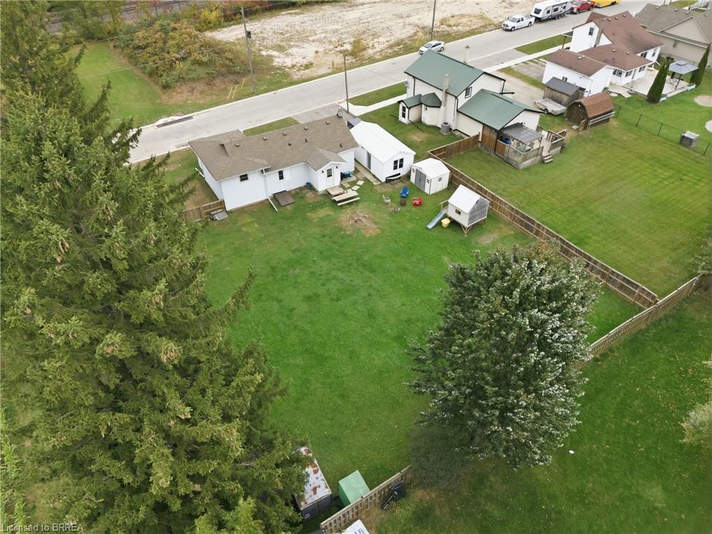 60 Railway Street W Property Photo 30