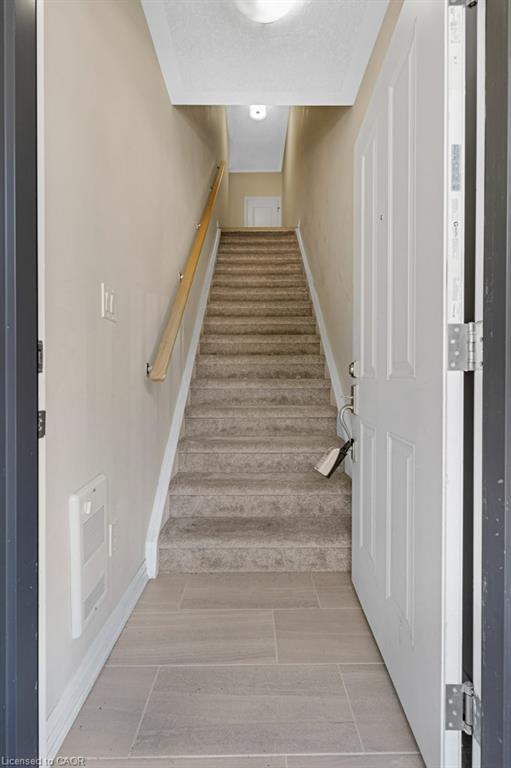 68-25 Isherwood Avenue Property Photo 4