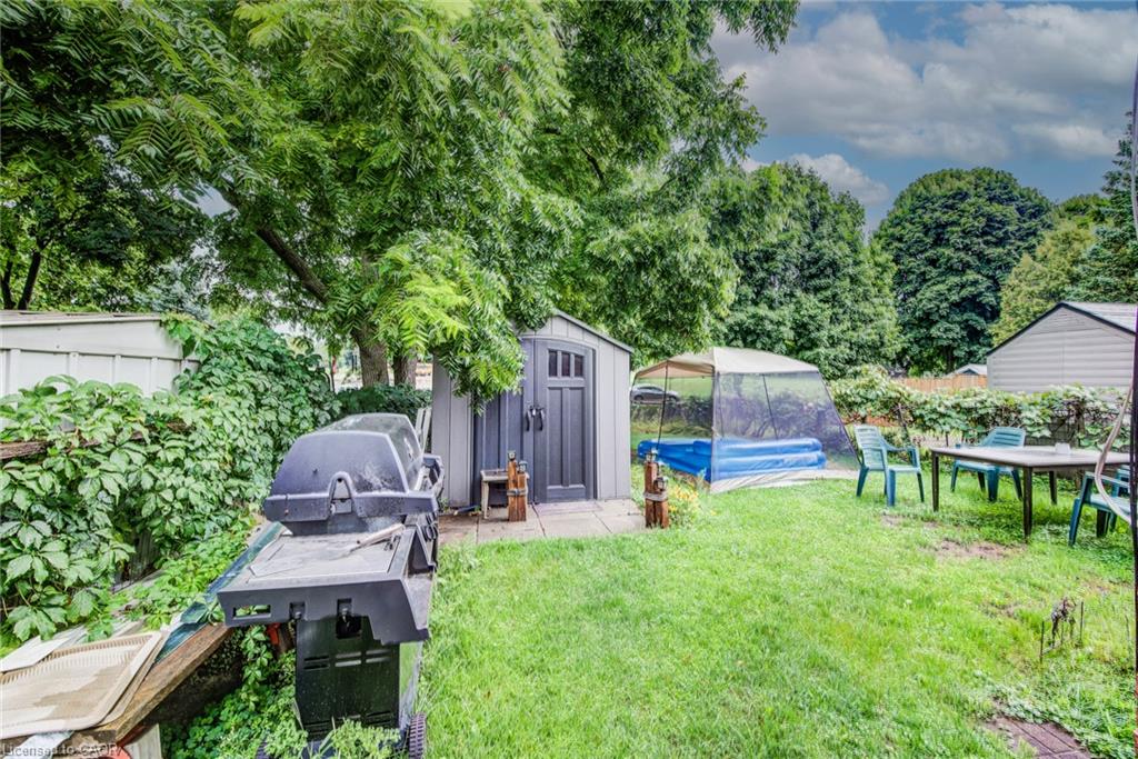 428b Dunvegan Drive Property Photo 15