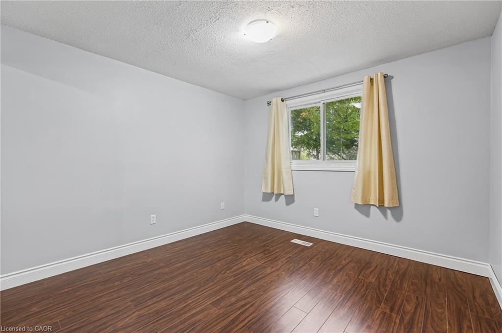 74-65 Glamis Road Property Photo 20