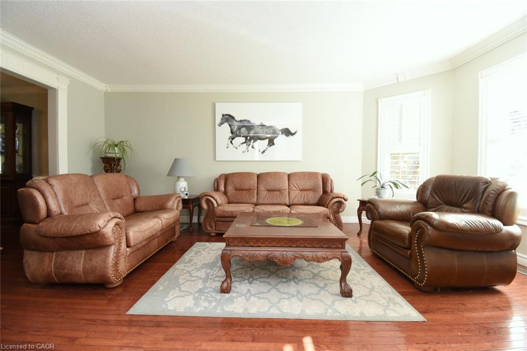 110 Citation Crescent Property Photo 7
