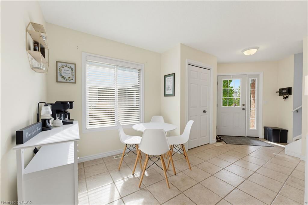 457 Danby Street E Property Photo 4