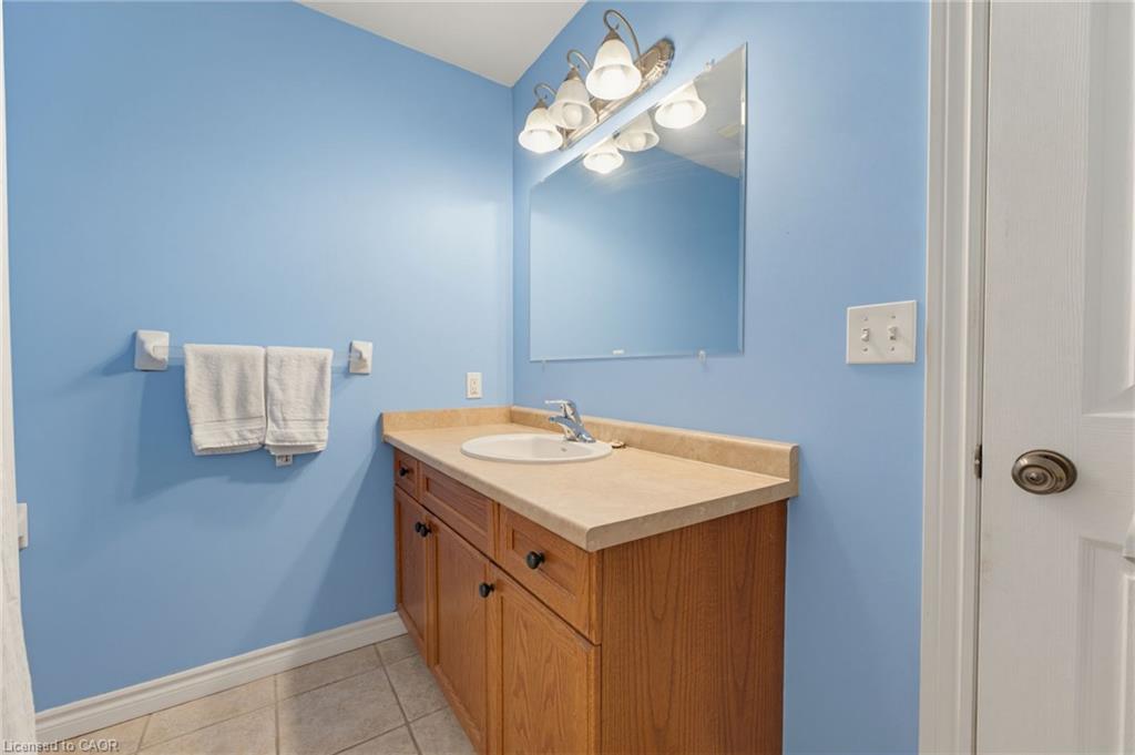 457 Danby Street E Property Photo 18