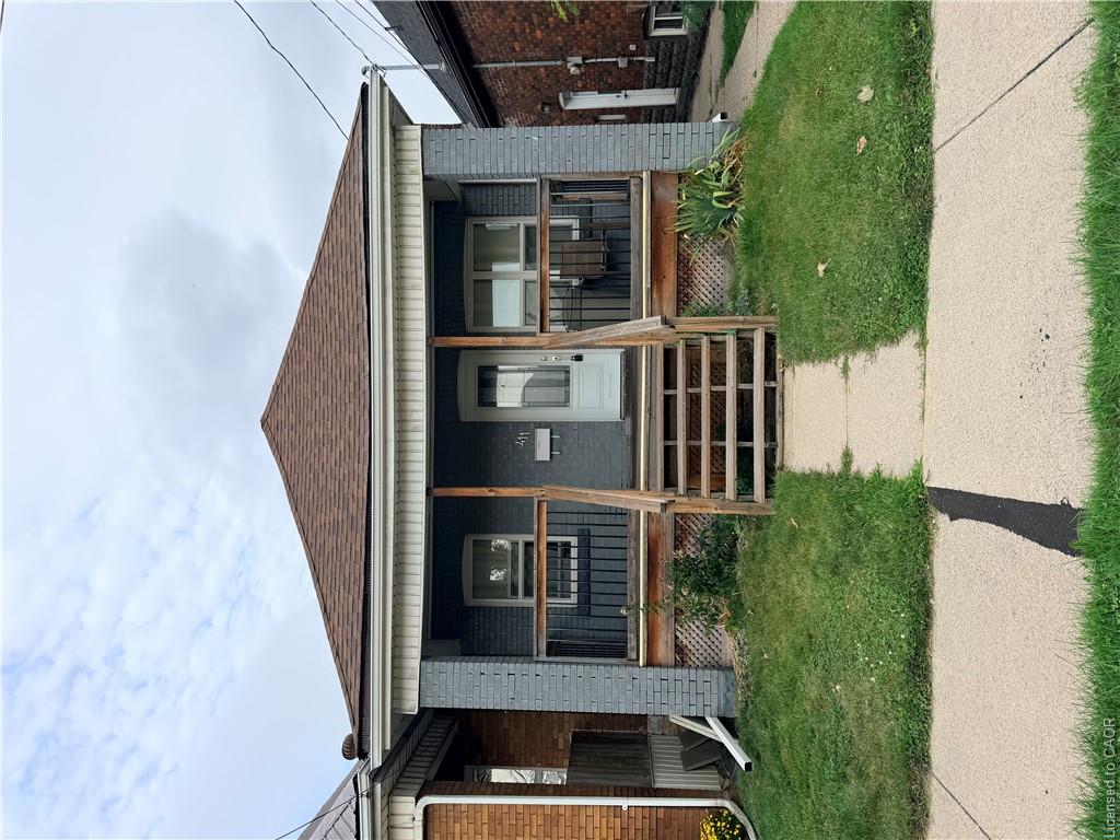 411 Paling Avenue Property Photo 1