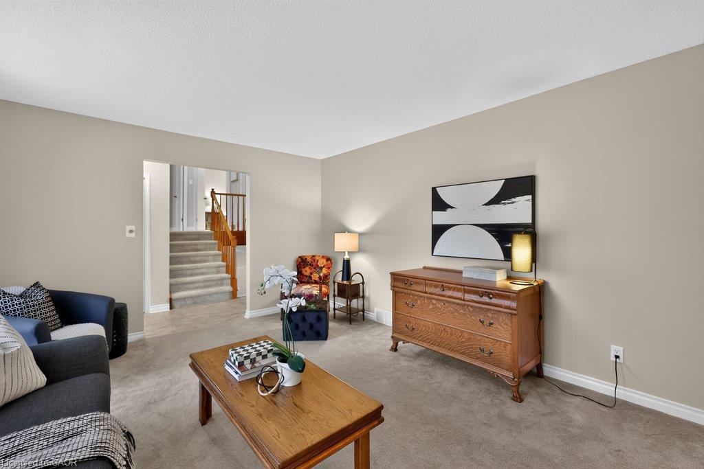3236 First Avenue Property Photo 10