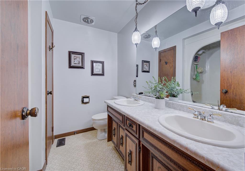 1177 Perth Street Property Photo 17