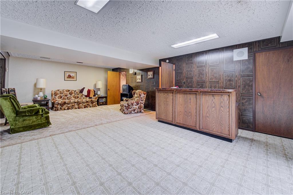 1177 Perth Street Property Photo 25