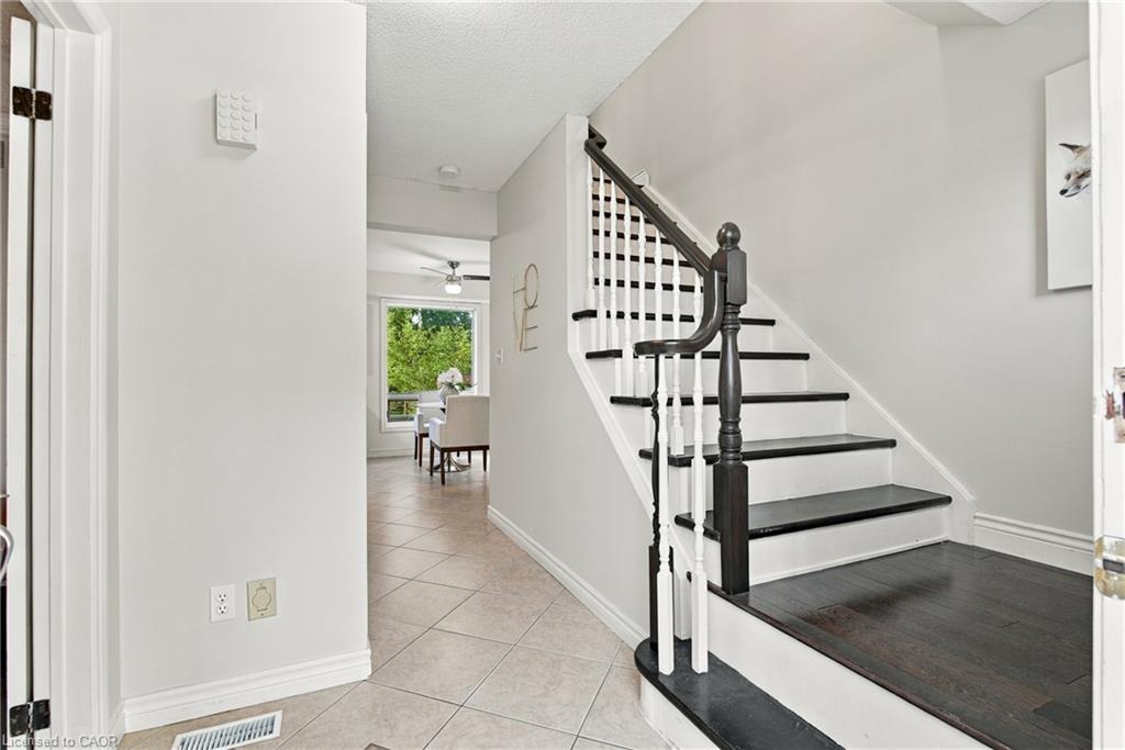 40 Emmett Street Property Photo 6
