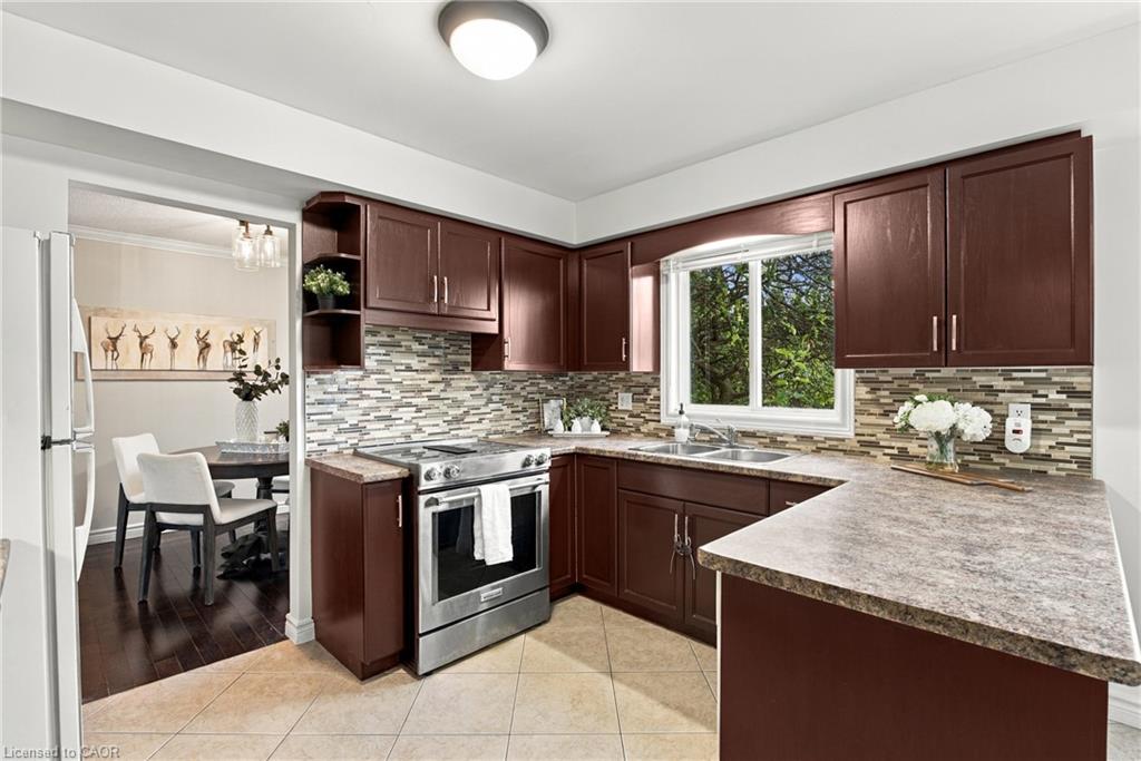 40 Emmett Street Property Photo 14